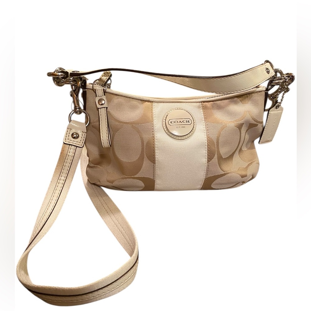 Coach Monogram Signature 
Khaki Tan/Cream Shoulder/Crossbody Bag
Size M
#F17439
